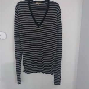 Burberry V-Neck Cashmere Sweater